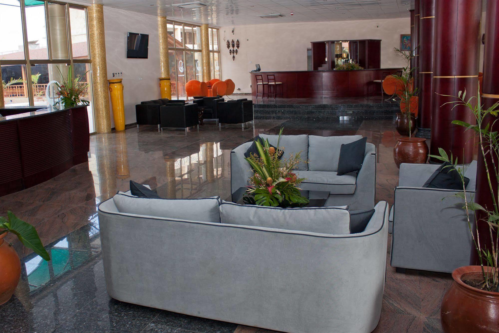 Royal Nick Hotel Lashibi Exterior photo